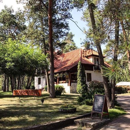 Lesny Dworek Wyszkow Exterior photo